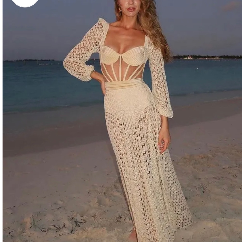 Patbo look alike. Coveshe Cutout crochet-knit maxi swimsuit and skirt
